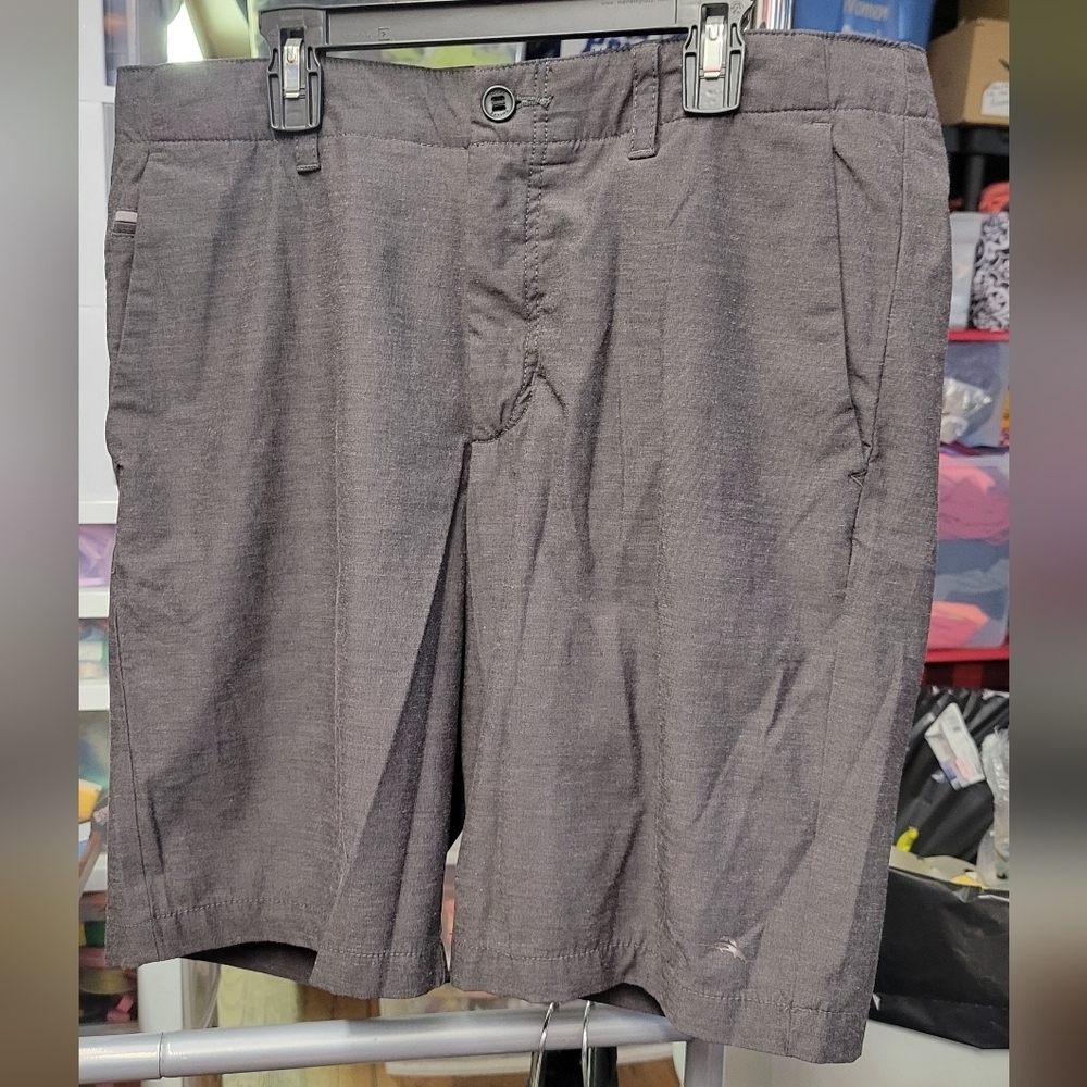 Tommy Bahama 32 Gray 10" Shorts
